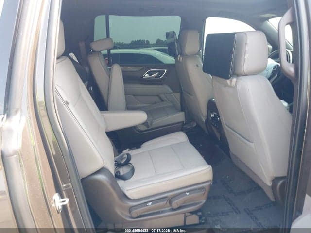 2021 GMC YUKON XL 4WD SLT 8