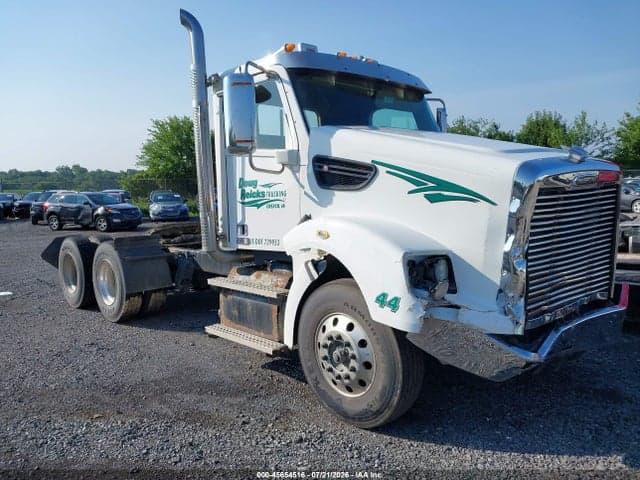 2023 FREIGHTLINER SD122 - 1
