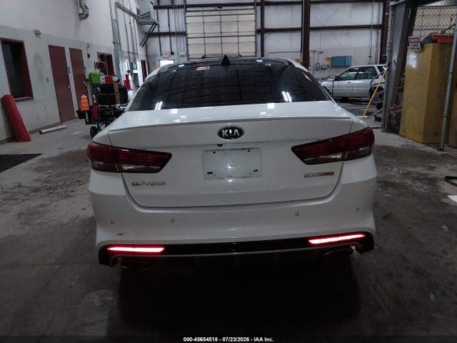 2017 KIA OPTIMA SX TURBO 17