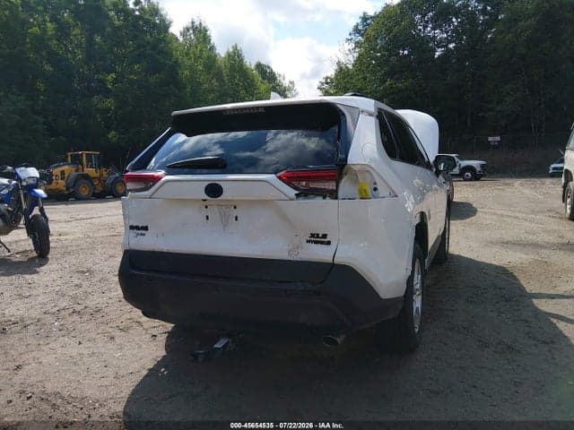 2021 TOYOTA RAV4 HYBRID XLE 6