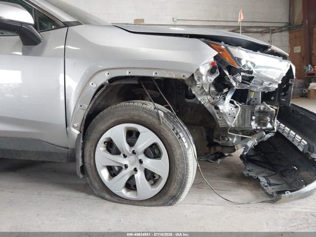 2024 TOYOTA RAV4 LE 6