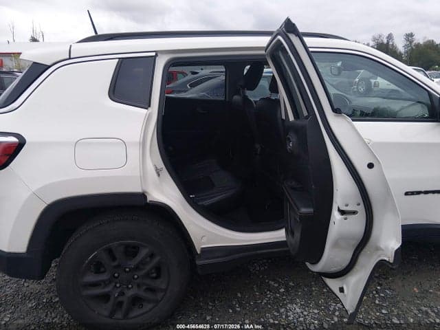 2017 JEEP COMPASS LATITUDE 8