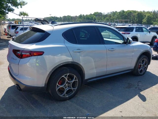 2022 ALFA ROMEO STELVIO TI AWD 14