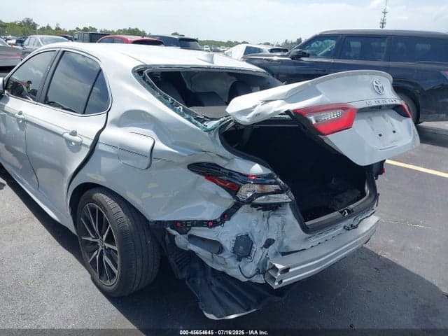 2024 TOYOTA CAMRY SE 6