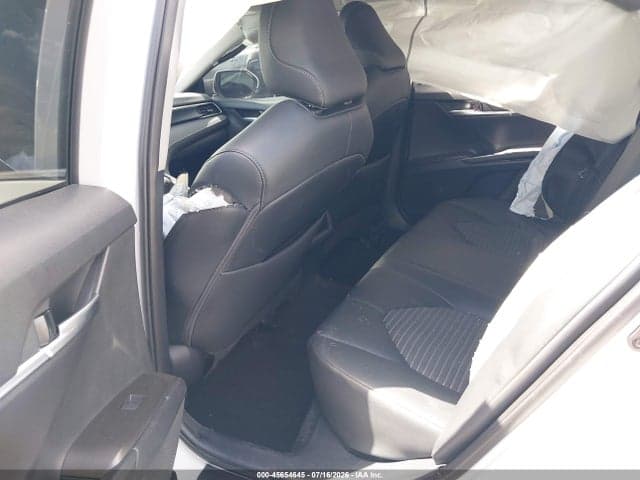 2024 TOYOTA CAMRY SE 8