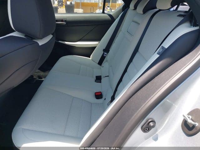 2025 LEXUS IS 350 F SPORT 8