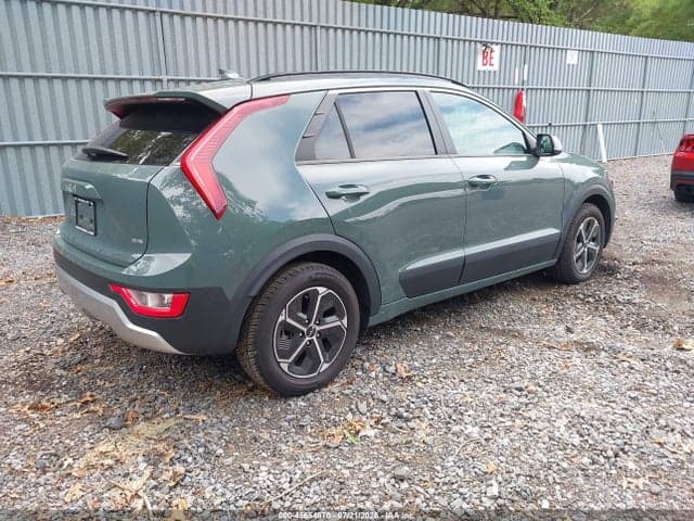 2023 KIA NIRO EX 4