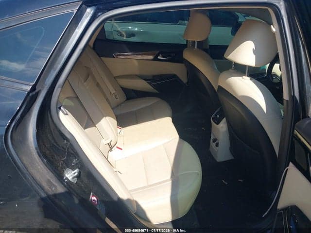 2017 KIA CADENZA PREMIUM 8