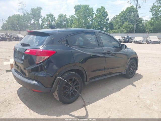 2017 HONDA HR-V LX 4
