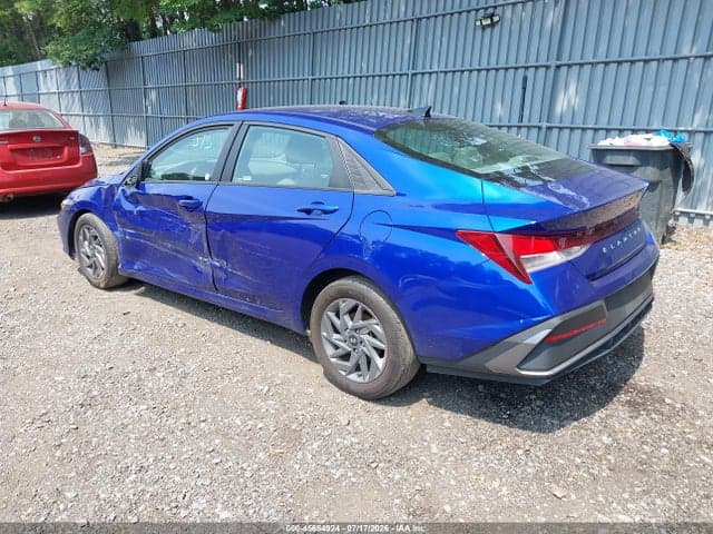 2024 HYUNDAI ELANTRA SEL 3