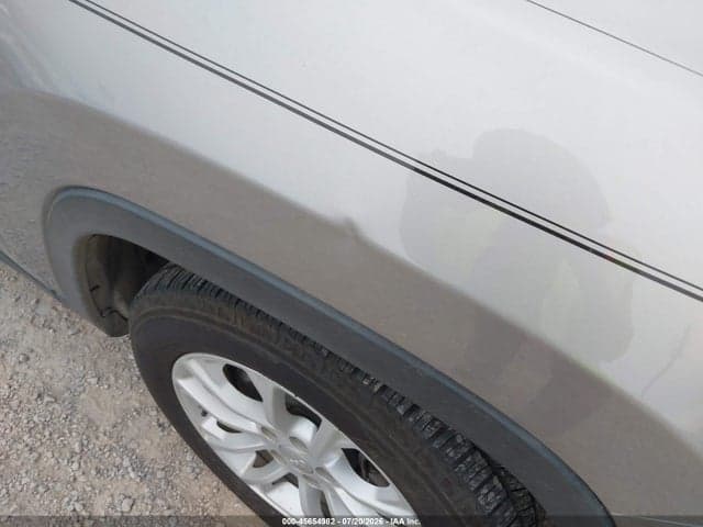2020 JEEP CHEROKEE LATITUDE FWD 6