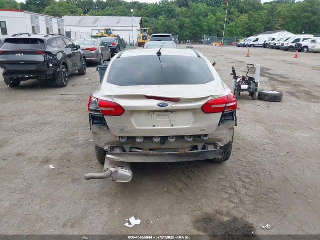 2017 FORD FOCUS SE 17