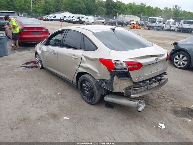 2017 FORD FOCUS SE 3