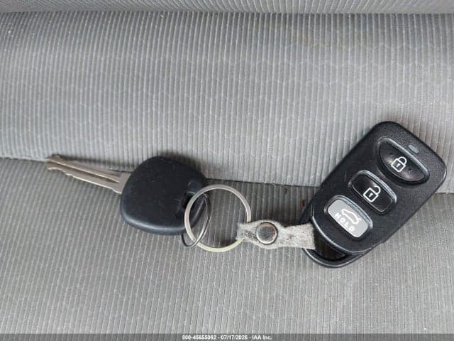 2017 HYUNDAI ELANTRA SE 11