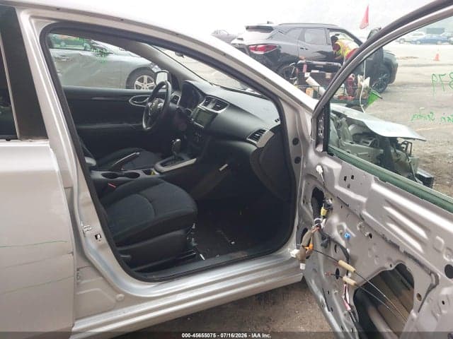 2019 NISSAN SENTRA SV 5