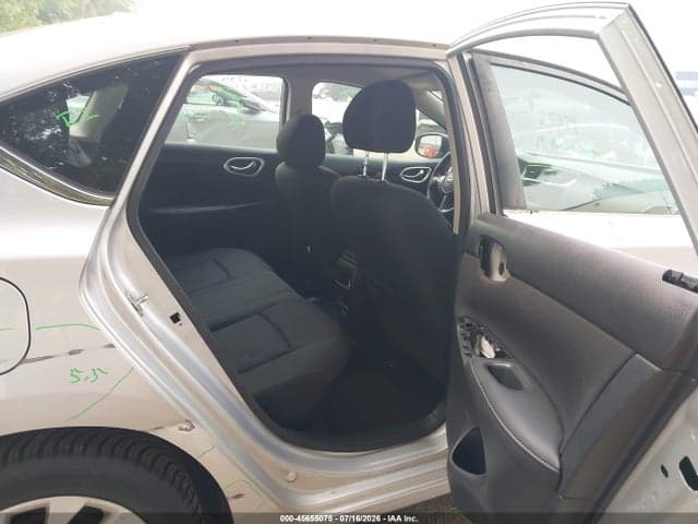 2019 NISSAN SENTRA SV 8