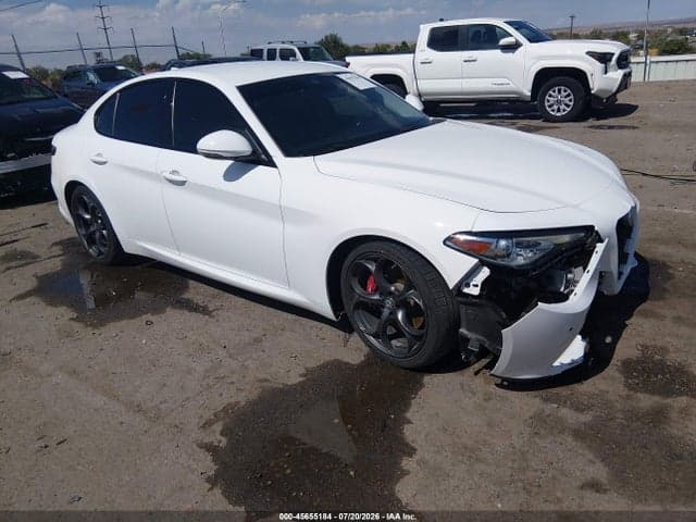 2018 ALFA ROMEO GIULIA TI SPORT RWD
