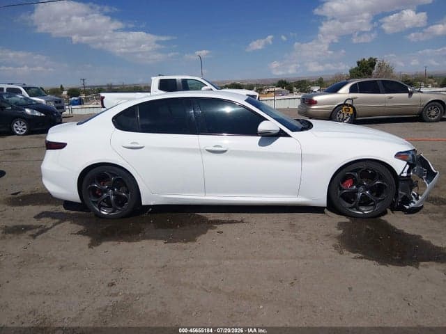 2018 ALFA ROMEO GIULIA TI SPORT RWD 14