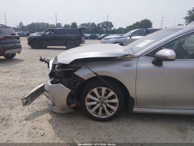 2019 TOYOTA CAMRY LE 6