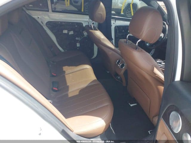 2017 MERCEDES-BENZ E 300 8