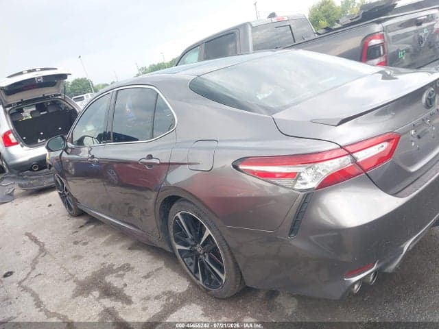 2018 TOYOTA CAMRY XSE 14