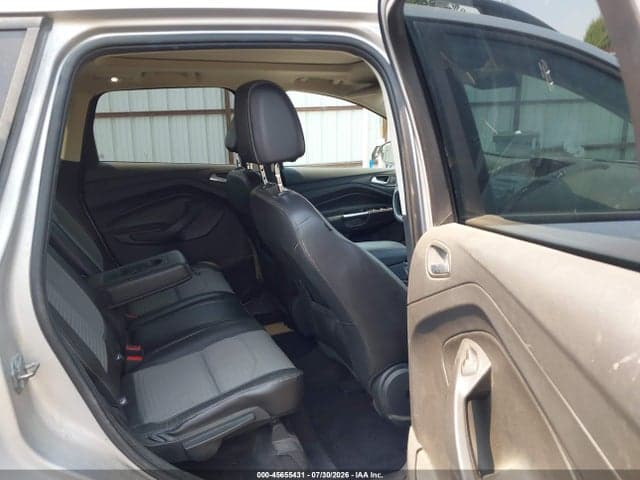 2017 FORD ESCAPE SE 8