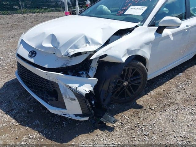 2025 TOYOTA CAMRY SE 18