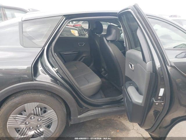 2025 KIA K4 LX 8