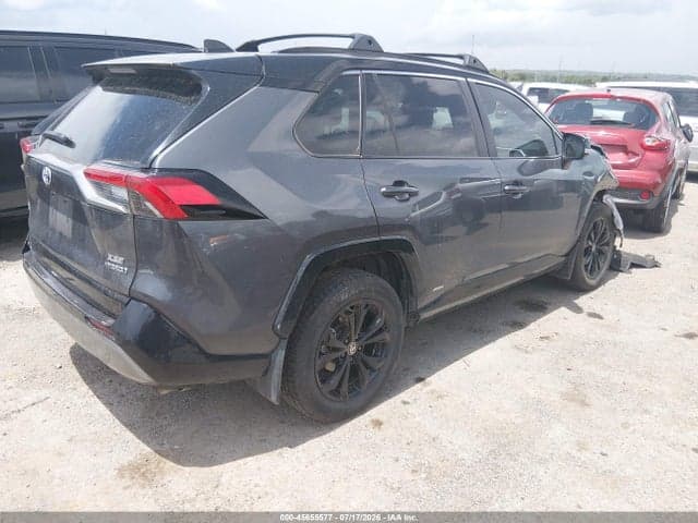 2024 TOYOTA RAV4 HYBRID XSE 4