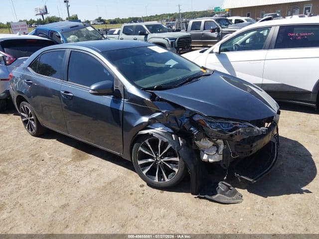 2018 TOYOTA COROLLA SE 1