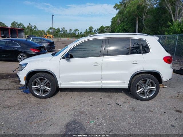 2017 VOLKSWAGEN TIGUAN 2.0T SPORT 15