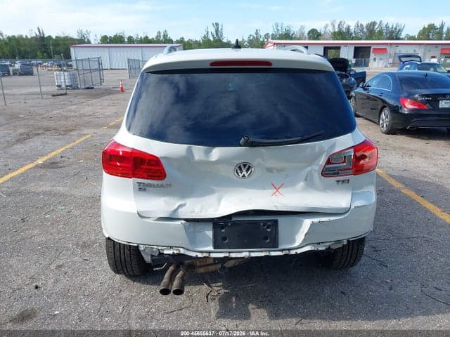 2017 VOLKSWAGEN TIGUAN 2.0T SPORT 17