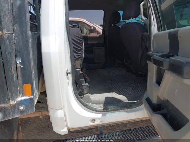 2020 FORD F-350 CHASSIS XL 8
