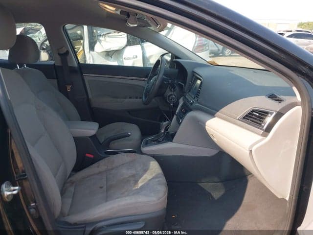 2018 HYUNDAI ELANTRA SEL 5