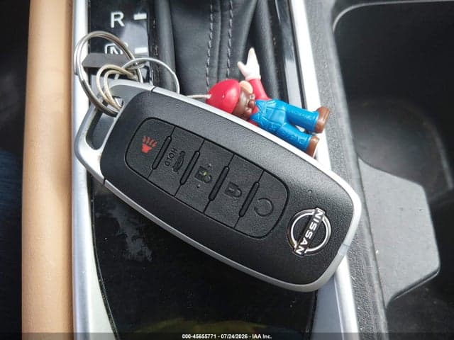 2024 NISSAN SENTRA SV XTRONIC CVT 11