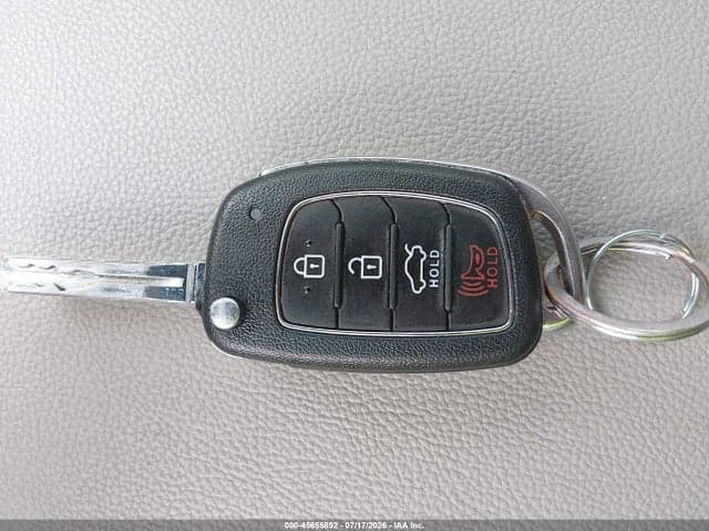 2019 HYUNDAI SONATA SE 11