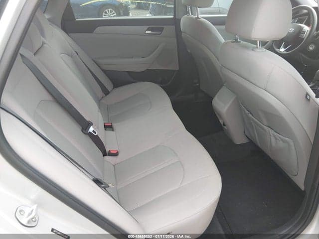 2019 HYUNDAI SONATA SE 8