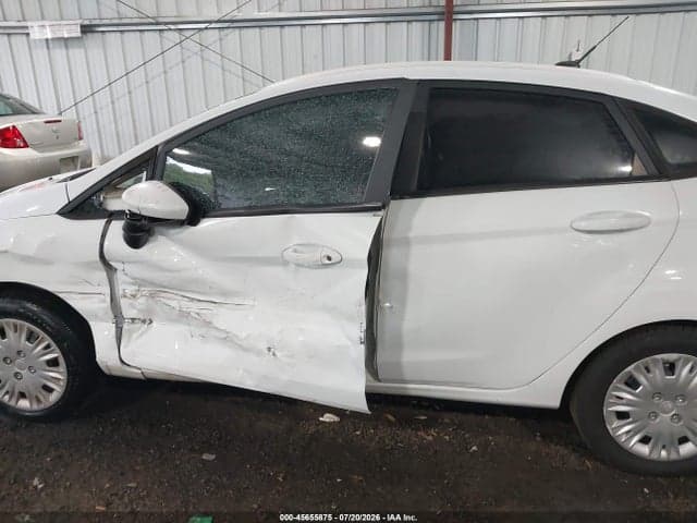 2019 FORD FIESTA S 14