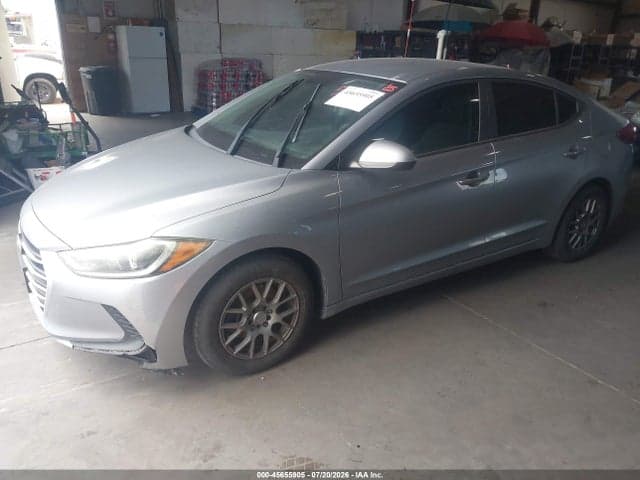 2017 HYUNDAI ELANTRA SE 2