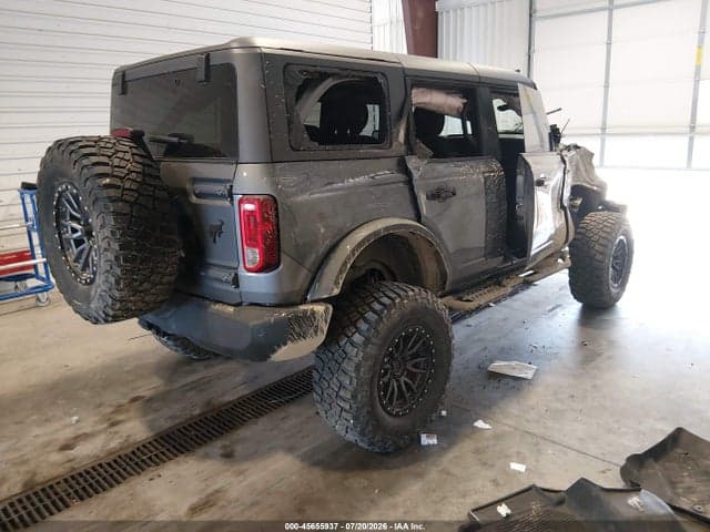 2023 FORD BRONCO BIG BEND 4