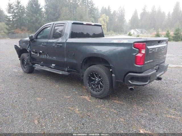 2019 CHEVROLET SILVERADO 1500 RST 3