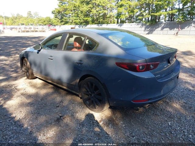 2022 MAZDA MAZDA3 CARBON EDITION 3