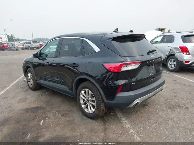 2021 FORD ESCAPE SE 3