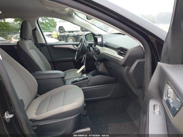 2021 FORD ESCAPE SE 5
