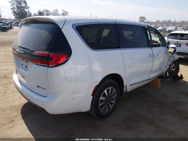 2022 CHRYSLER PACIFICA HYBRID LIMITED 5
