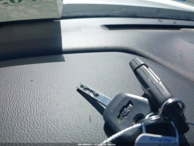 2017 CHEVROLET SILVERADO 1500 LT 11