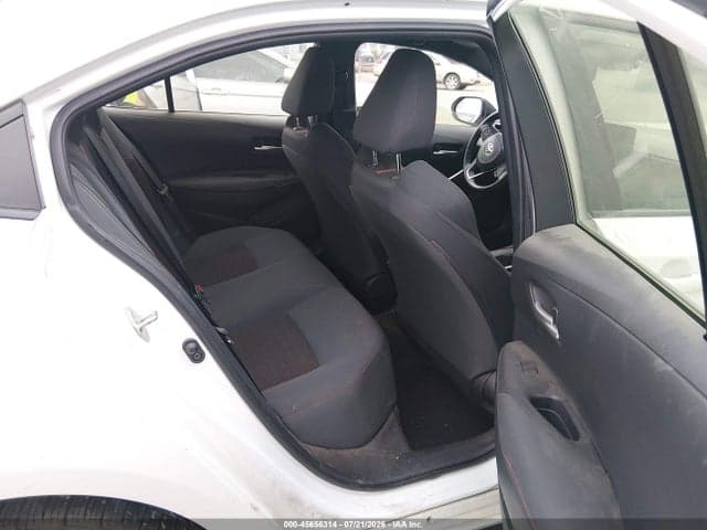 2023 TOYOTA COROLLA SE 8
