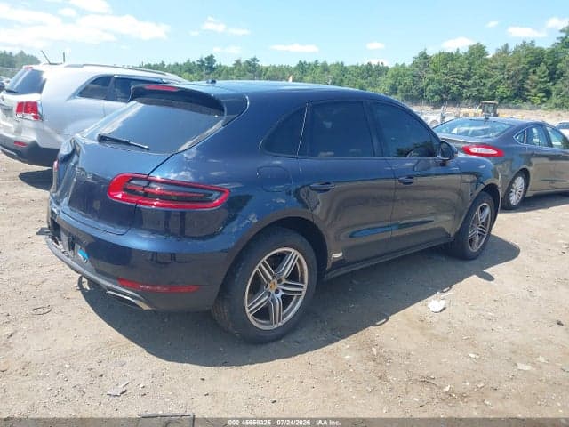 2018 PORSCHE MACAN 4