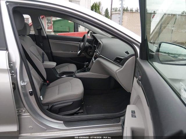 2020 HYUNDAI ELANTRA SE 5