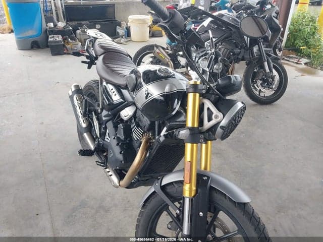 2025 TRIUMPH MOTORCYCLE SCRAMBLER 400 X - 1